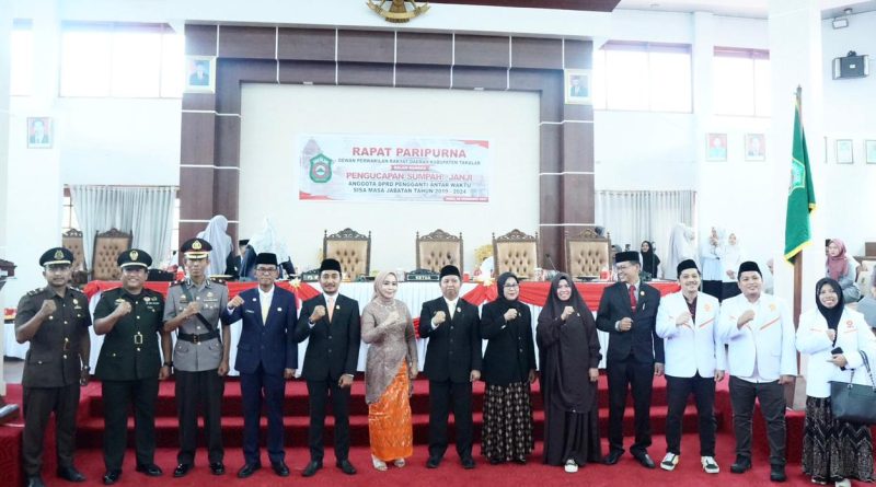 Hadiri Pengucapan Sumpah Anggota DPRD PAW, Pj. Bupati Takalar harap dapat Bersinergi dalam Memajukan Daerah dan Kesejahteraan Masyarakat