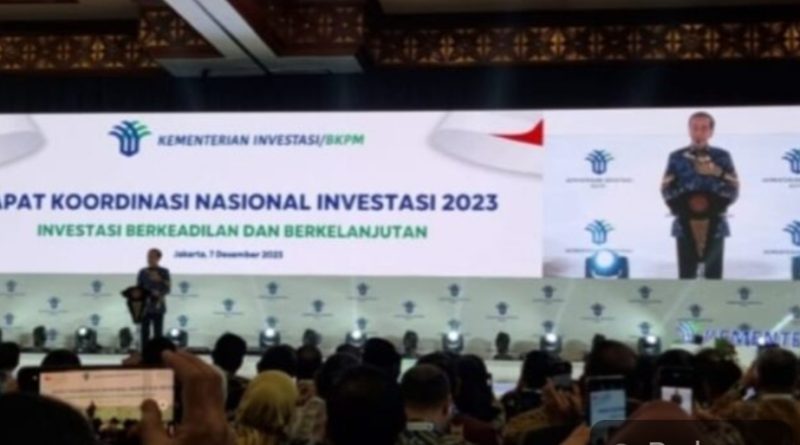 Sukses Gemilang Bupati Tanah Bumbu: Investasi Tahun 2023 Melejit Jauh di Atas Target dalam Rakornas dengan Presiden Jokowi”