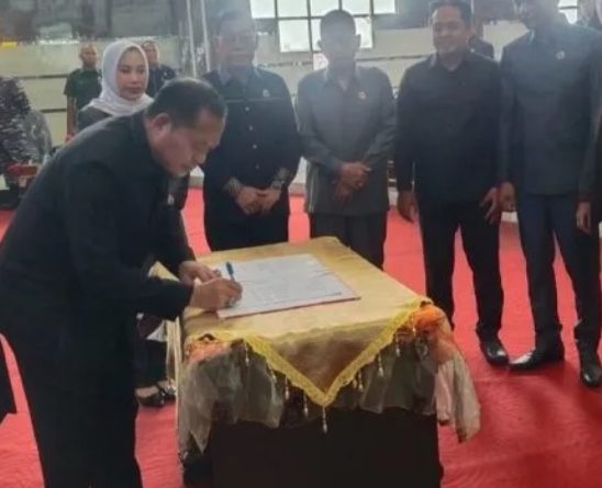 DPRD Kotabaru Sahkan Perda Ketahanan Keluarga untuk Mewujudkan Keluarga Harmonis