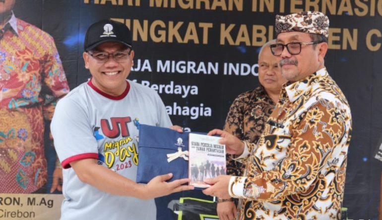 Bupati Imron Pastikan PMI Asal Kabupaten Cirebon Tetap Terlindungi