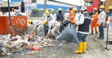 Aksi Bersih Sampah Di Bahodopi,PT IMIP Gerakan Kendaraan Mobil DT Dan Alat Berat