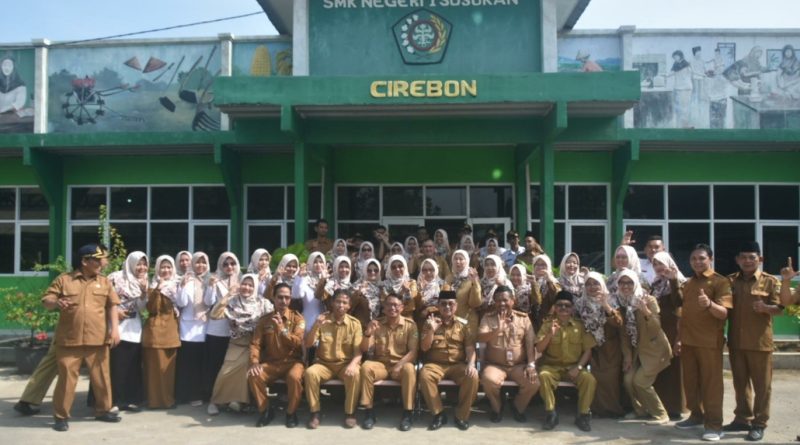 Kunjungi SMKN 1 Susukan, Bupati Imron Sebut Upaya Peningkatan SDM Generasi Unggul