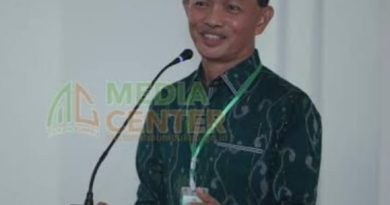 Ambo Sakka Mendorong Kontrol Diri dan Keseimbangan Emosional dalam Seminar di Tanah Bumbu”