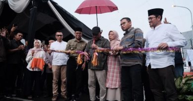 Wali Kota Depok Buka Pasar Rakyat Malam Takbiran 2024