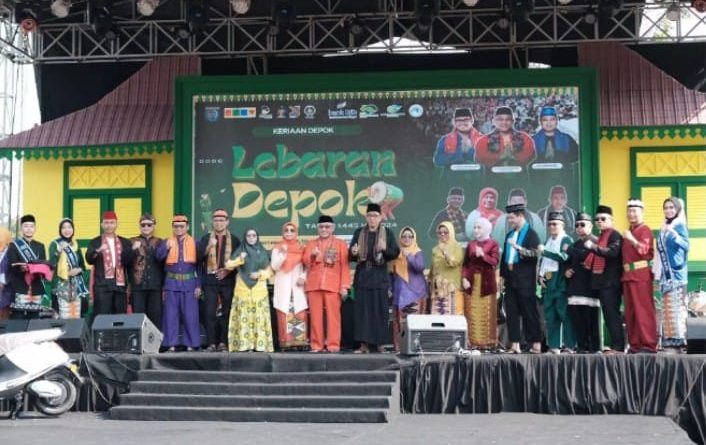 Lebaran Depok 2024 : Semarak Budaya dan Tradisi Memikat Ribuan Pengunjung!