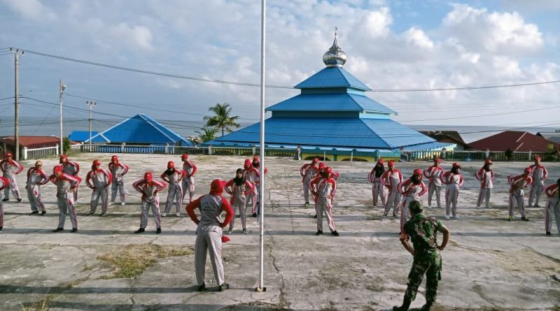 Menyambut  HUT RI ke-79,Serda Rahmat Supu Bangun Karakter San Keterampilan Kepemimpinan Para Peserta Muda.