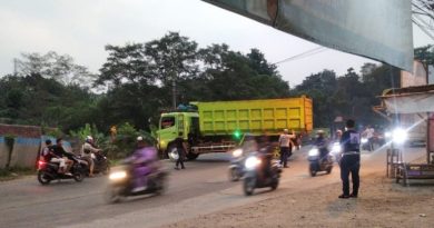 Hasil Pemantauan Ormas BPPKB Banten Banyak Pelanggaran Terkait Mobil Tambang Bermuatan di Atas 8 Ton, Dishub Tutup Mata.