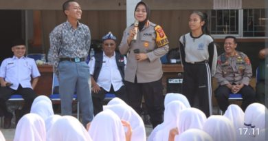 Polresta Cirebon Gelar Police Goes To SMAN 1 Karangwareng