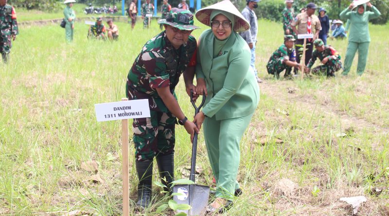 Kodim 1311/Morowali  Dan Forkopimda Tanam Pohon Di Bendungan Karaupa