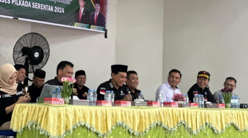 Pemkab Tanbu Giatkan Pendidikan Politik untuk Pemilih Pemula di SMK Negeri 1 Simpang Empat