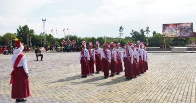 Lomba PBB Dalam Rangka Memperingati HUT TNI Ke 79  Ditutup Penampilan  Dari  Peserta  Anak Sekolah Dasar