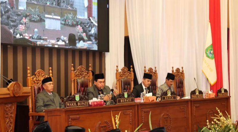 DPRD Tanah Bumbu Setujui Raperda APBD Perubahan 2024, Pendapatan Daerah Meningkat