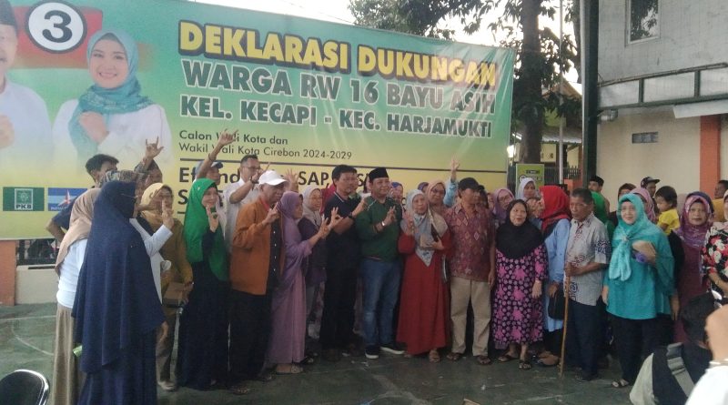 Warga RW 16 Banyu Asih Kelurahan Kecapi Antusias Deklarasikan Dukungan Kepada Paslon No Urut 3