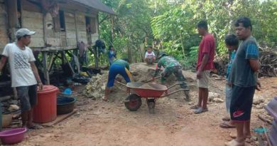 Bantu Pembangunan Rumah Warga,Kepala Desa Tafagafi  Apresiasi  Dan Ucapkan Terimakasih Kepada Praka Jusman