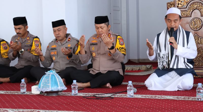 Untuk Keamanan Pilkada 2024, Polres  Morowali Gelar Doa Bersama Di Masjid Darul Muttaqin