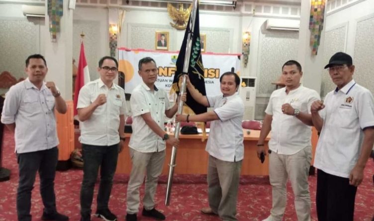 Muhammad Alif Santosa Kembali Pimpin PWI Kota Cirebon Periode 2024-2027