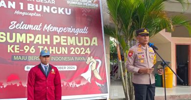 Bertindak Sebagai Inspektur Upacara, Kapolsek Sampaikan Pesan Penting Dihadapan Siswa/i SMA Negeri  Bungku Tengah