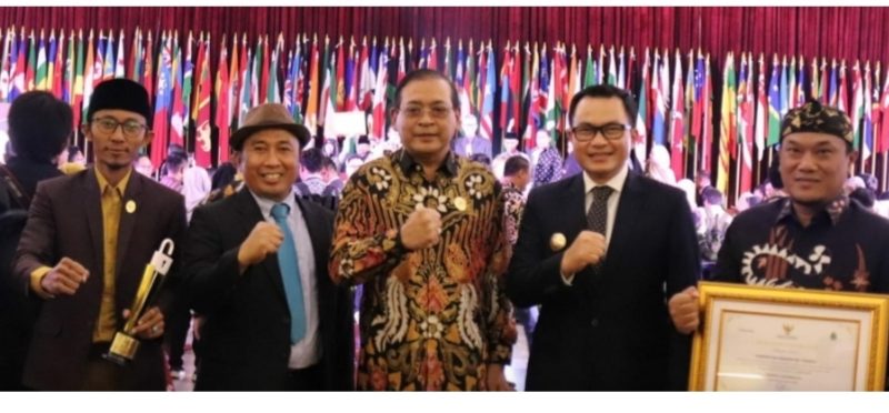 Tiga Kali Berturut-turut Pemkab Cirebon Pertahankan Predikat Kabupaten Informatif