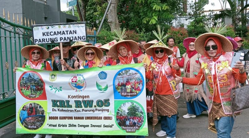 Kampung Ramah Lingkungan Wilayah Rw.05 Desa Kabasiran Kacamatan Parung Panjang ” Potensi Dalam Mengelolah Kerajinan Dan Kreatifitas para Warga.