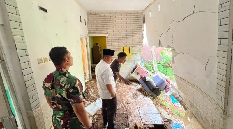 Wali Kota Depok Instruksikan Jajarannya Perbaiki Rumah Rusak Akibat Banjir di Sawangan