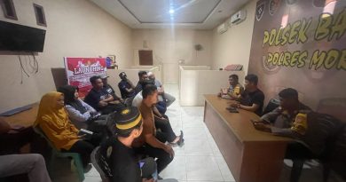 Polsek Bahodopi Mediasi Kekeluargaan atas Kesalahpahaman Kades Bahomakmur