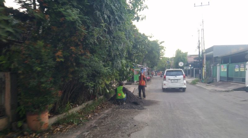 Kegiatan Penambalan Jalan Di Kota Cirebon Di Targetkan H – 7 idul Fitri tahun 2025 Selesai 