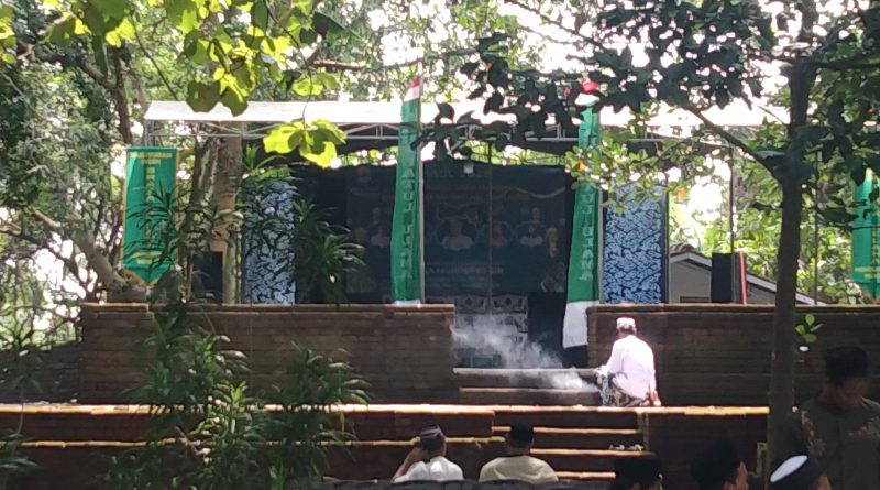 Desa Mundu Pesisir Kabupaten Cirebon Adakan Doa Bersama Dan Tahlil di Ki lobama