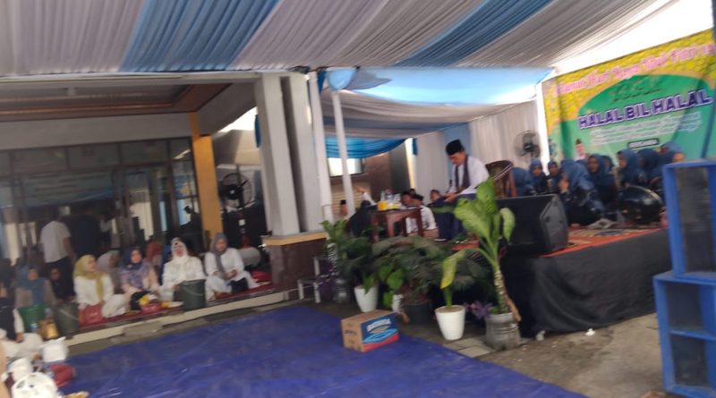 Desa Ciperna Adakan Halalbihalal, Bertema Mempererat Persatuan dan Persaudaraan Antar Warga 