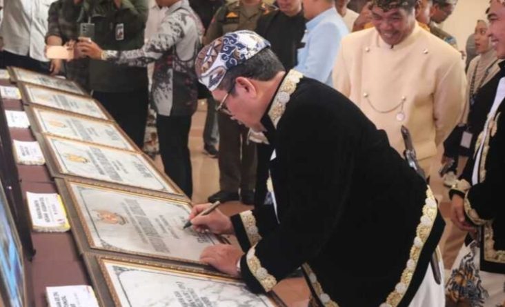 Bupati Cirebon Resmikan 25 Proyek Pembangunan Fisik Tahun Anggaran 2024, Untuk Peningkatan Pelayanan Publik