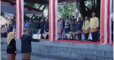 Upacara Hardiknas Merupakan Momen Untuk Memperkuat Mencerdaskan Kehidupan Bangsa