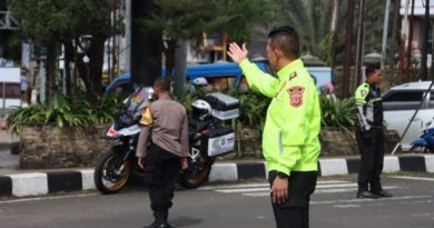 Kapolres Bogor AKBP Rio Wahyu Anggoro Kembali Tinjau Arus Lalu Lintas di Pos Pengamanan Gadog, Puncak