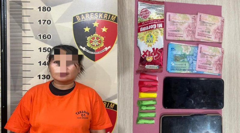 Ditangkap Wanita Pengedar Sabu Di Tanah Bumbu! Simpan 8 Paket Narkoba Dalam Pelastik Makanan