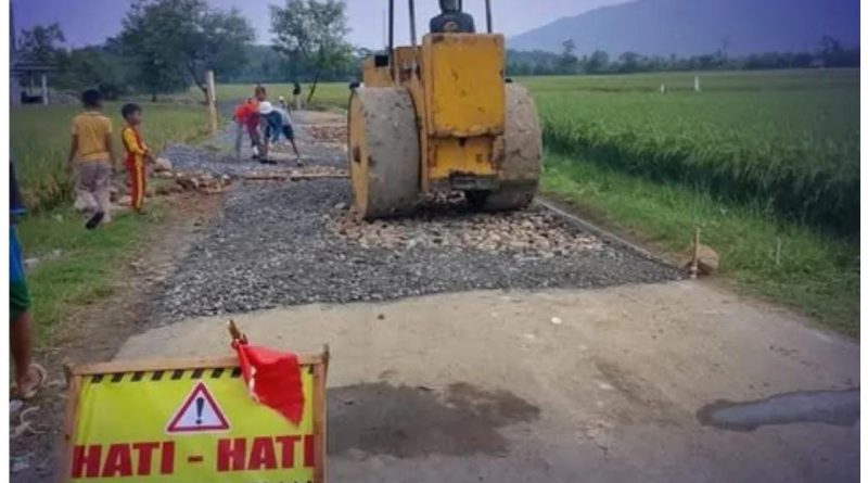 Dinas PU Kabupaten Sukabumi Rekonstruksi Jalan Nyomplong-Ciwaru di Kecamatan Ciemas