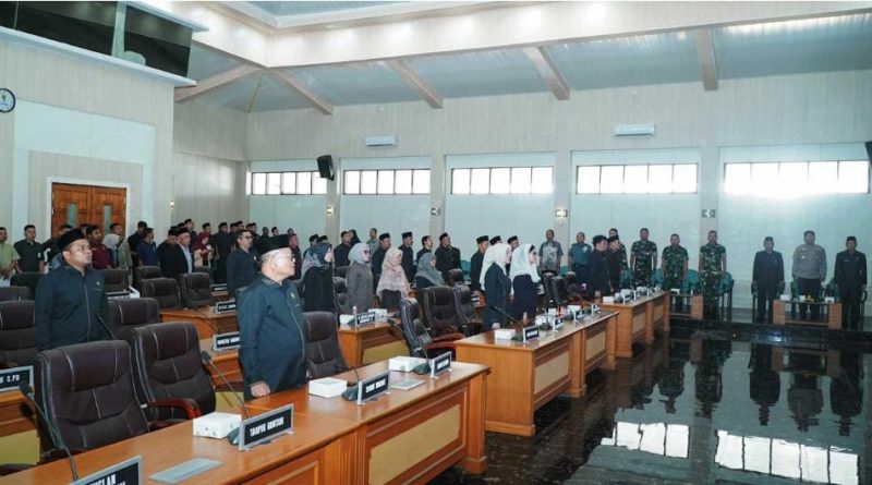 Rapat Paripurna Dewan Perwakilan Rakyat Daerah Kabupaten Sukabumi