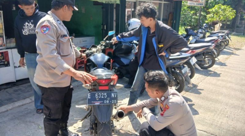 Tegas! Polresta Cirebon Sita 1.126 Botol Miras dan 331 Knalpot Bising dalam Sepekan