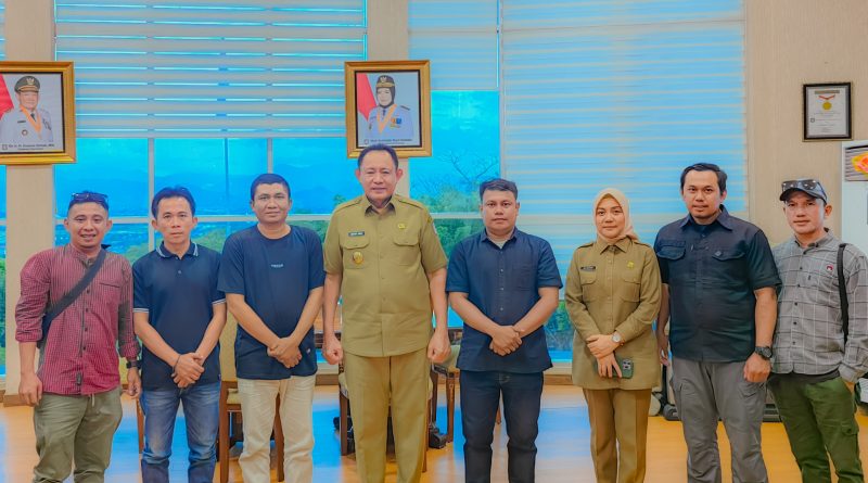 ‎Audiens Bersama Dewan Pembina AKPERSI Gorontalo, Gubernur Gusnar Ismail