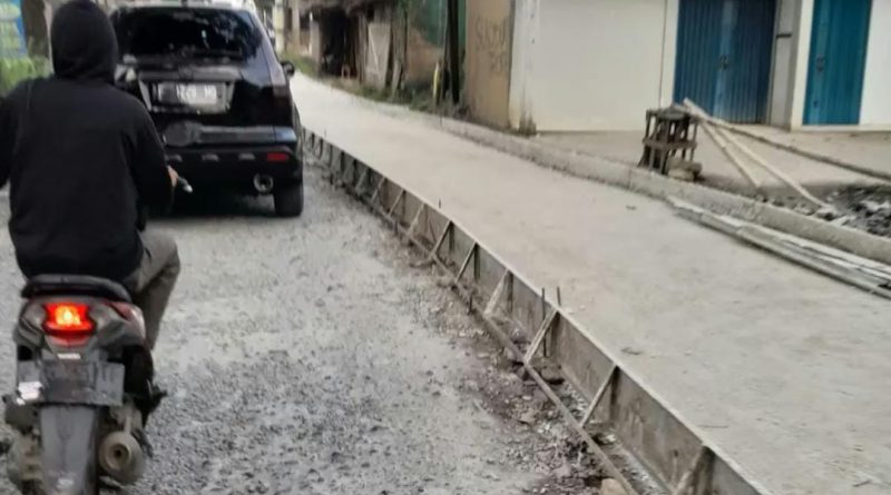 Dinas PU Kabupaten Sukabumi Beton Jalan Parung Kuda Bojong Pari