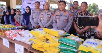Bantu Masyarakat Polres Morowali,Bulog Bersama Pemda Gelar Pasar Murah