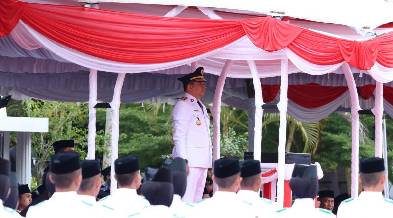 Bupati Andi Rudi Latif Pimpin Upacara HUT RI ke-80 di Tanah Bumbu