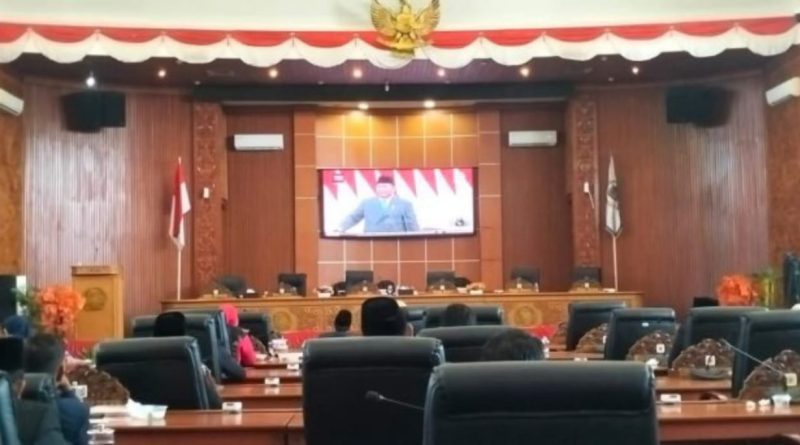 Paripurna Istimewa DPRD Depok Sambut HUT Kemerdekaan RI Ke 80 Dengarkan Pidato Kenegaraan Presiden RI