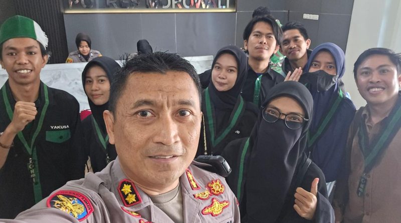 Dialog:Dihadapan Kapolres Morowali  HMI MPO Cabang Morowali Menyampaikan Sejumblah Tuntutan