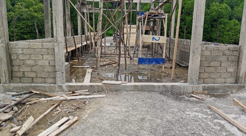 Pembangunan Ruang Tunggu Pelabuhan Dodinga ada Indikasi Dugaan Sembunyikan Angaran ke Masyarakat setempat.
