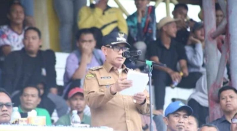 Bupati Rusli Resmi Tutup Bupati Cup 2025, Surya Samudra FC Angkat Trofi Juara