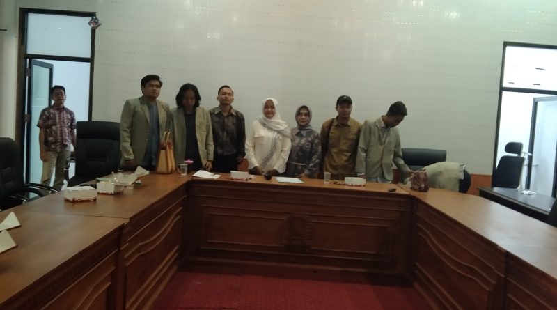 Mahasiswa Hukum Tata Negara Kritik Konflik Kepentingan Wakil Bupati Cirebon dalam Jabatan Ketua KONI