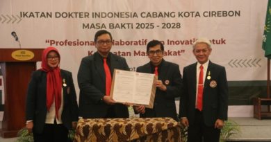 Wakil Wali Kota Cirebon Ajak Bersama Wujudkan Layanan Kesehatan Berkualitas Saat Acara Pelantikan (IDI)