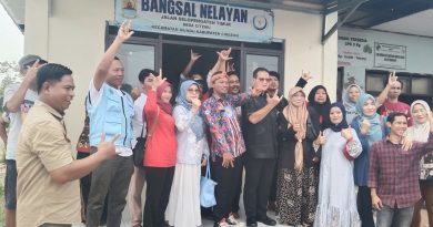 DPR RI Prof. Dr. Ir. Rokhmin Dahuri Reses di Desa Citemu Tanggapi Keluhan Nelayan