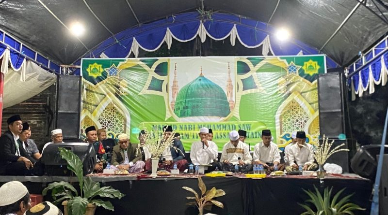 Maulid Akbar dan Haul Jam’iyah Assyahadatin Digelar di Musholah Arrozaq Kelurahan Perbutulan