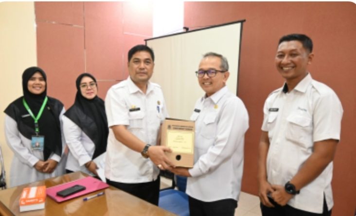 Setda Kabupaten Cirebon Serahkan 403 Berkas Arsip Statis Ke Disarpus