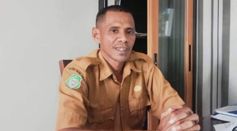 Plt Kepala Sekolah SMKN 2 Kota Ternate Pembinaan Kedisiplinan Siswa/Siswi Hadir Tepat Waktu