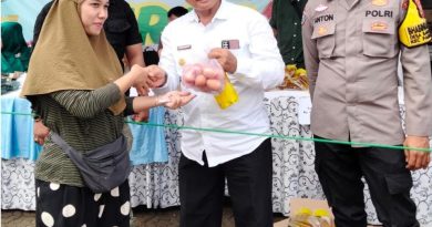 Warga Babakan Jaya Sangat Senang Ada nya Pangan Murah Kades E Beno Dukung Pemerintah Kabupaten Sukabumi